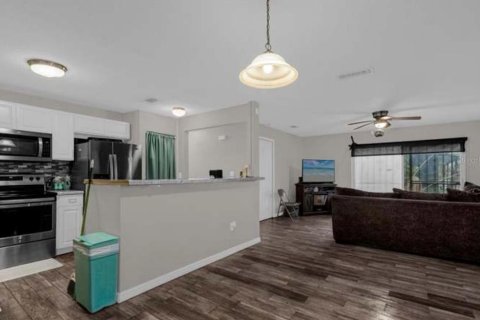 Casa en venta en Orlando, Florida, 3 dormitorios, 103.68 m2 № 2202018 - foto 8