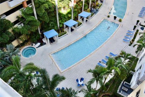 Снять в аренду кондоминиум в Авентура, Флорида 1 спальня, 78.5м2, № 1951664 - фото 10