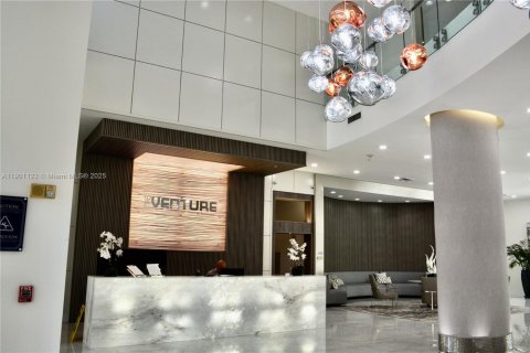 Снять в аренду кондоминиум в Авентура, Флорида 1 спальня, 78.5м2, № 1951664 - фото 1