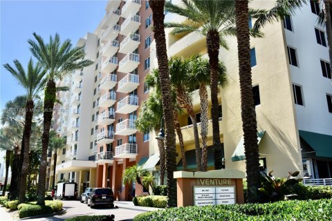 Снять в аренду кондоминиум в Авентура, Флорида 1 спальня, 78.5м2, № 1951664 - фото 5
