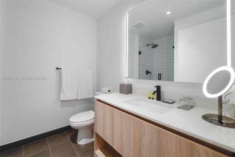 Condo in Miami, Florida, 1 bedroom  № 2253846 - photo 14