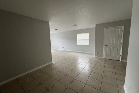 Condo in Orlando, Florida, 3 bedrooms  № 1526779 - photo 13