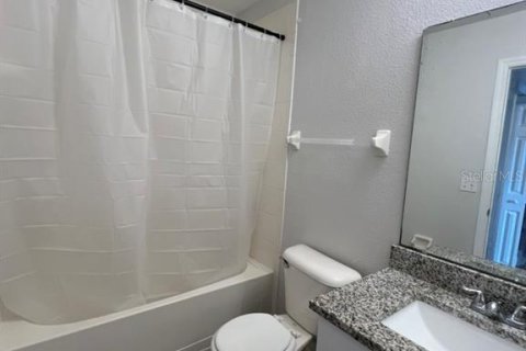 Condo in Orlando, Florida, 3 bedrooms  № 1526779 - photo 16