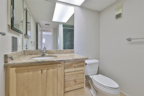Condo in Clearwater, Florida, 2 bedrooms № 2233816 - photo 21