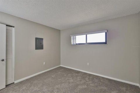 Condo in Clearwater, Florida, 2 bedrooms № 2233816 - photo 14