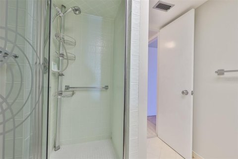 Condo in Clearwater, Florida, 2 bedrooms № 2233816 - photo 22