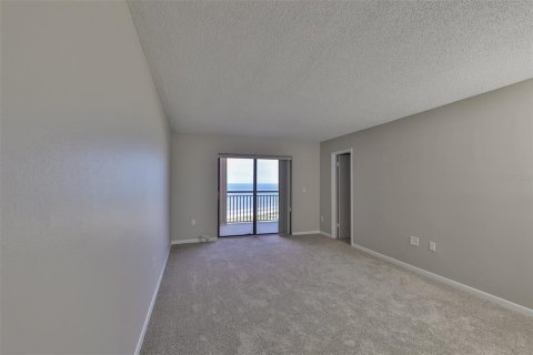 Condo in Clearwater, Florida, 2 bedrooms № 2233816 - photo 18