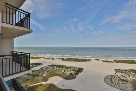 Condo in Clearwater, Florida, 2 bedrooms № 2233816 - photo 30