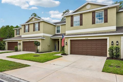 Touwnhouse à vendre à Tampa, Floride: 4 chambres, 224.73 m2 № 2156992 - photo 2