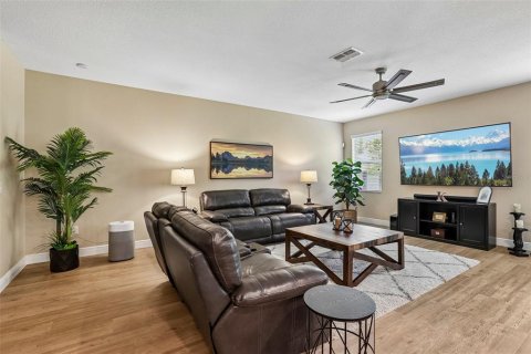 Touwnhouse à vendre à Tampa, Floride: 4 chambres, 224.73 m2 № 2156992 - photo 8