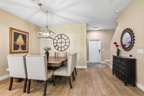 Touwnhouse à vendre à Tampa, Floride: 4 chambres, 224.73 m2 № 2156992 - photo 13