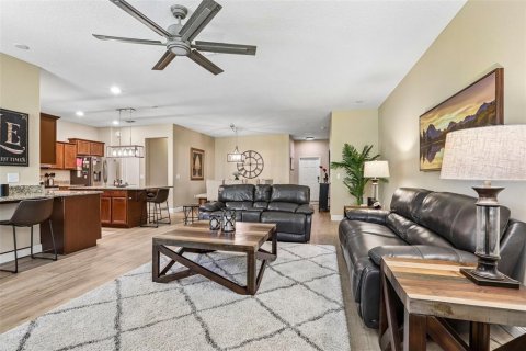 Touwnhouse à vendre à Tampa, Floride: 4 chambres, 224.73 m2 № 2156992 - photo 9