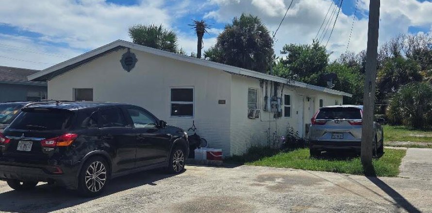 Immobilier commercial à St. Lucie, Floride 115.94 m2 № 2374869