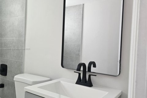 Appartement à louer à Miami, Floride: 2 chambres, 65.03 m2 № 1889263 - photo 16