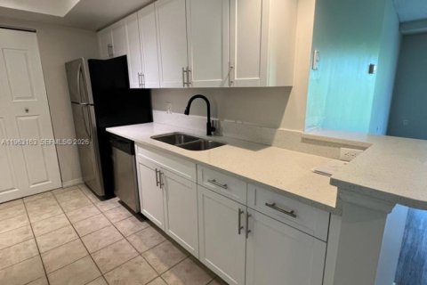 Copropriété à louer à West Palm Beach, Floride: 3 chambres, 111.85 m2 № 2024225 - photo 7