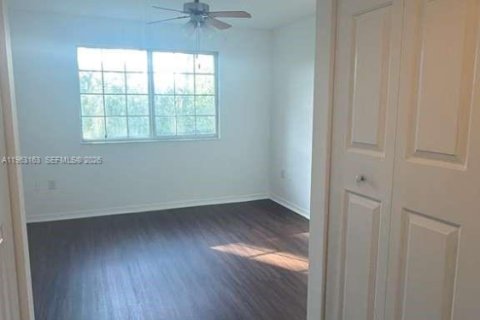 Copropriété à louer à West Palm Beach, Floride: 3 chambres, 111.85 m2 № 2024225 - photo 26