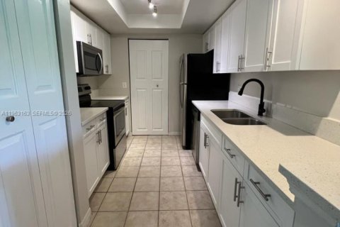 Copropriété à louer à West Palm Beach, Floride: 3 chambres, 111.85 m2 № 2024225 - photo 8