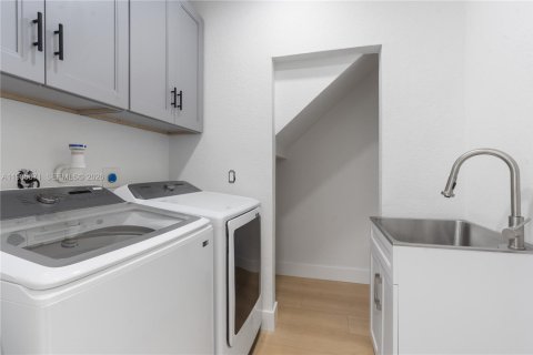 Casa en venta en Wellington, Florida, 4 dormitorios, 216 m2 № 2047113 - foto 18