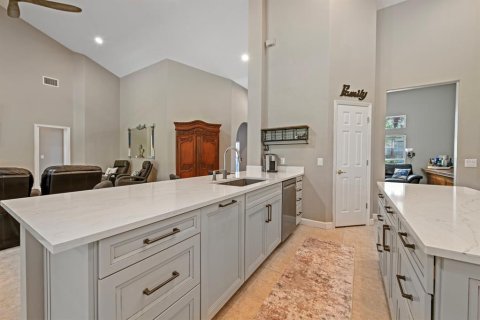 Villa ou maison à vendre à Mount Dora, Floride: 3 chambres, 233.09 m2 № 2310629 - photo 5