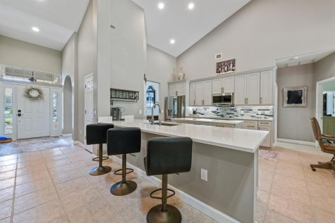Villa ou maison à vendre à Mount Dora, Floride: 3 chambres, 233.09 m2 № 2310629 - photo 4