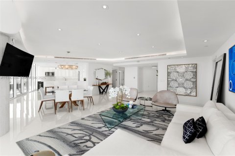 Condo in Aventura, Florida, 3 bedrooms № 1986683 - photo 5