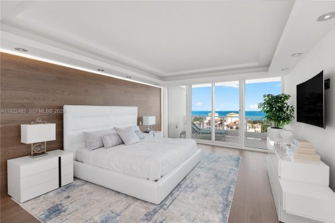 Condo in Aventura, Florida, 3 bedrooms № 1986683 - photo 19
