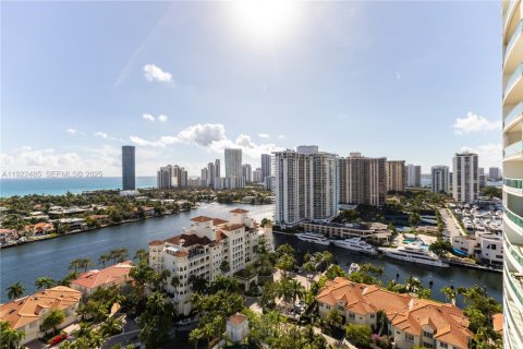Condo in Aventura, Florida, 3 bedrooms № 1986683 - photo 3