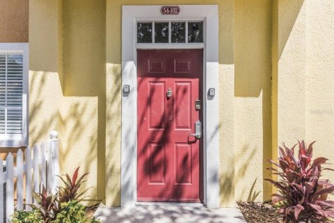 Condo in Kissimmee, Florida, 4 bedrooms  № 2379138 - photo 2