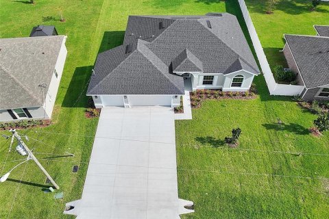Casa en venta en Palm Coast, Florida, 3 dormitorios, 170.38 m2 № 2167406 - foto 3