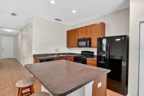 Villa ou maison à vendre à New Smyrna Beach, Floride: 3 chambres, 134.15 m2 № 1906389 - photo 8