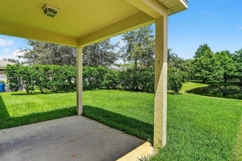 Villa ou maison à vendre à New Smyrna Beach, Floride: 3 chambres, 134.15 m2 № 1906389 - photo 18