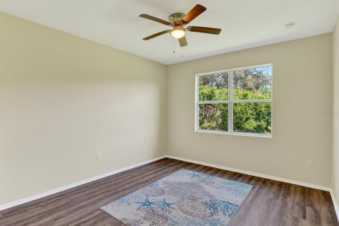 Villa ou maison à vendre à New Smyrna Beach, Floride: 3 chambres, 134.15 m2 № 1906389 - photo 9