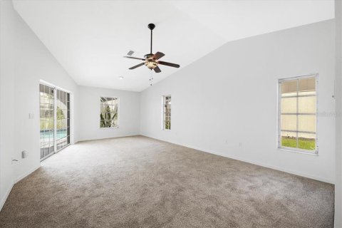 House in Punta Gorda, Florida 3 bedrooms, 273.41 sq.m. № 1900749 - photo 20