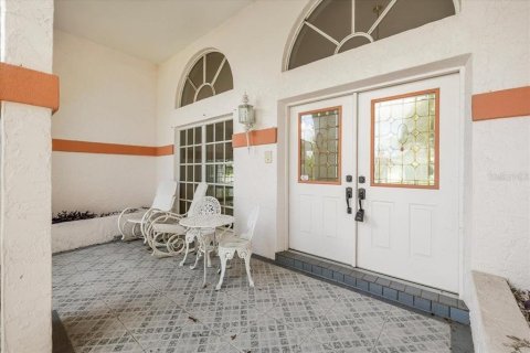House in Punta Gorda, Florida 3 bedrooms, 273.41 sq.m. № 1900749 - photo 3