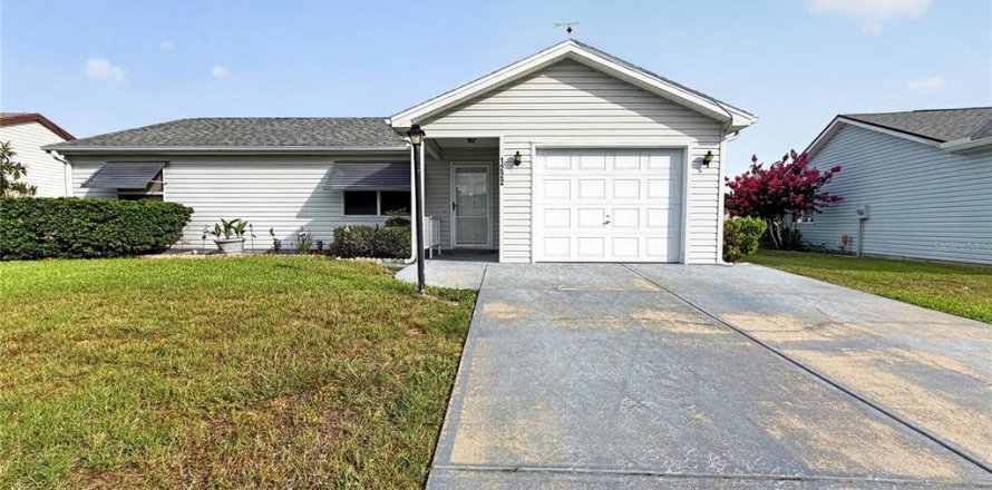 Casa en Lady Lake, Florida 2 dormitorios, 96.62 m2 № 2199959