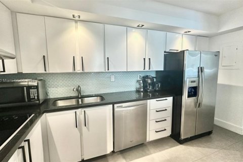 Copropriété à vendre à Sunny Isles Beach, Floride: 1 chambre, 93.37 m2 № 1957687 - photo 5