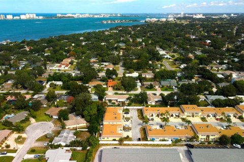 Condominio en venta en Belleair Bluffs, Florida, 2 dormitorios, 109.62 m2 № 1912158 - foto 19