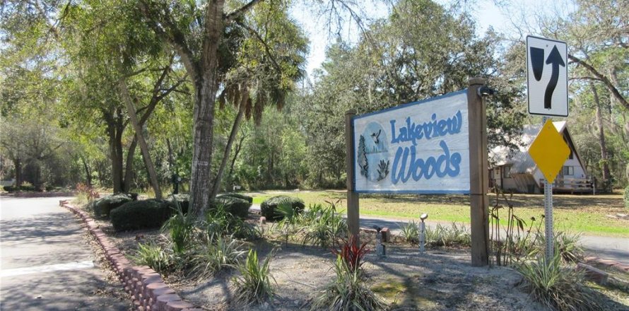 Land in Silver Springs Shores, Florida № 2394395
