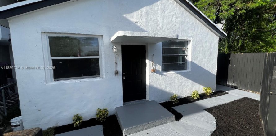 Casa en Miami, Florida 2 dormitorios, 188.87 m2 № 1928865