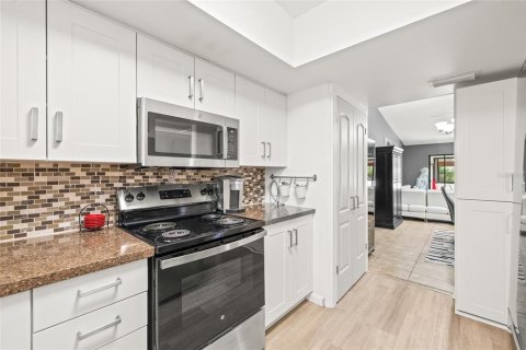 Casa en alquiler en Seminole, Florida, 2 dormitorios, 94.76 m2 № 1914018 - foto 19