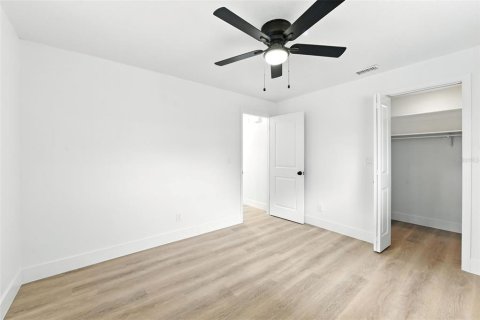 Casa en venta en Saint Petersburg, Florida, 3 dormitorios, 176.98 m2 № 1909984 - foto 29