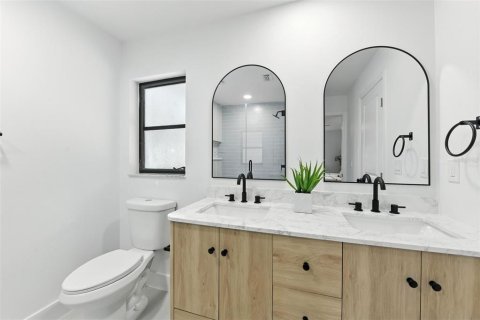 Casa en venta en Saint Petersburg, Florida, 3 dormitorios, 176.98 m2 № 1909984 - foto 18