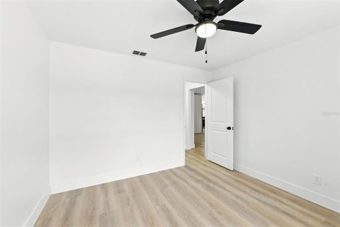 Casa en venta en Saint Petersburg, Florida, 3 dormitorios, 176.98 m2 № 1909984 - foto 25