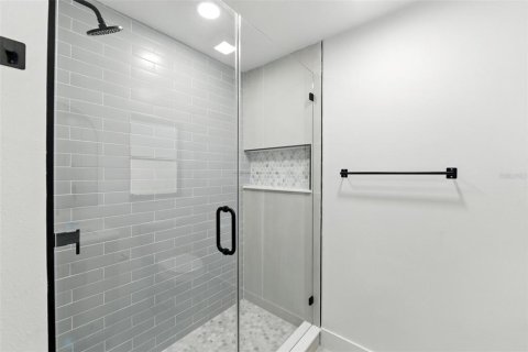 Casa en venta en Saint Petersburg, Florida, 3 dormitorios, 176.98 m2 № 1909984 - foto 19