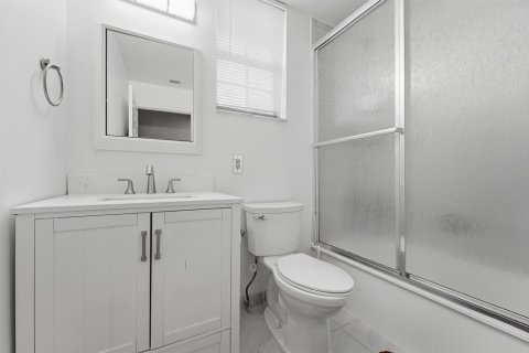 Condominio en venta en Pompano Beach, Florida, 2 dormitorios, 222.97 m2 № 2261799 - foto 19