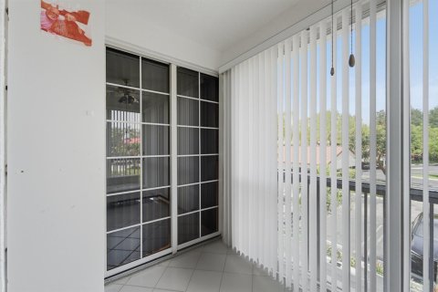 Condominio en venta en Pompano Beach, Florida, 2 dormitorios, 222.97 m2 № 2261799 - foto 17
