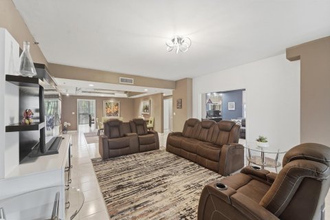 Condominio en venta en Pompano Beach, Florida, 2 dormitorios, 222.97 m2 № 2261799 - foto 22