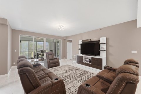 Condominio en venta en Pompano Beach, Florida, 2 dormitorios, 222.97 m2 № 2261799 - foto 20