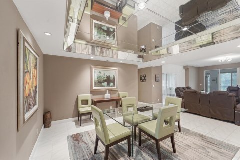 Condominio en venta en Pompano Beach, Florida, 2 dormitorios, 222.97 m2 № 2261799 - foto 10