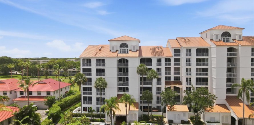 Condominio en Pompano Beach, Florida, 2 dormitorios № 2261799